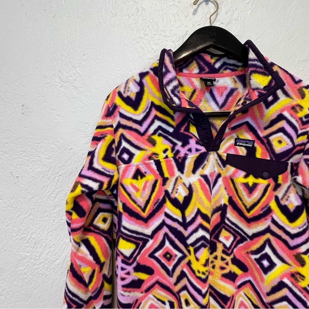 Patagonia Synchilla T-Snap Fleece Pullover Raven Tapestry Purple Girls XXL 16/18 - Picture 4 of 7